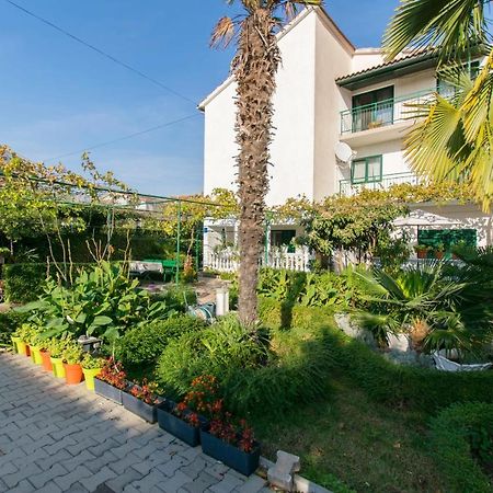 Apartments Branko Vodice Buitenkant foto