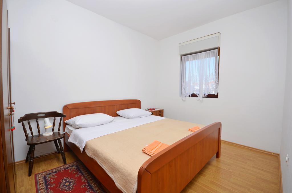 Apartments Branko Vodice Buitenkant foto