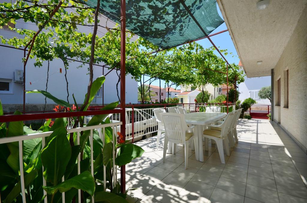 Apartments Branko Vodice Buitenkant foto