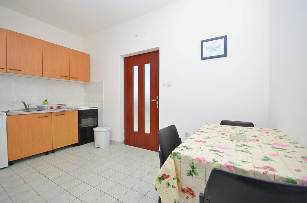 Apartments Branko Vodice Buitenkant foto