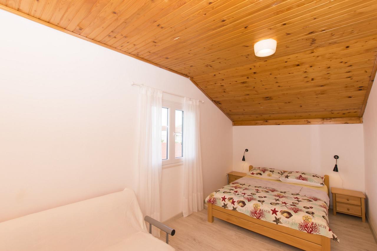 Apartments Branko Vodice Kamer foto