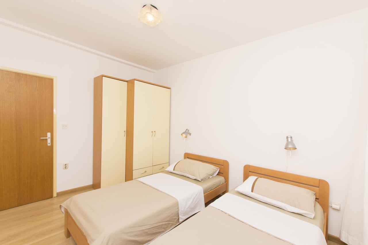 Apartments Branko Vodice Buitenkant foto